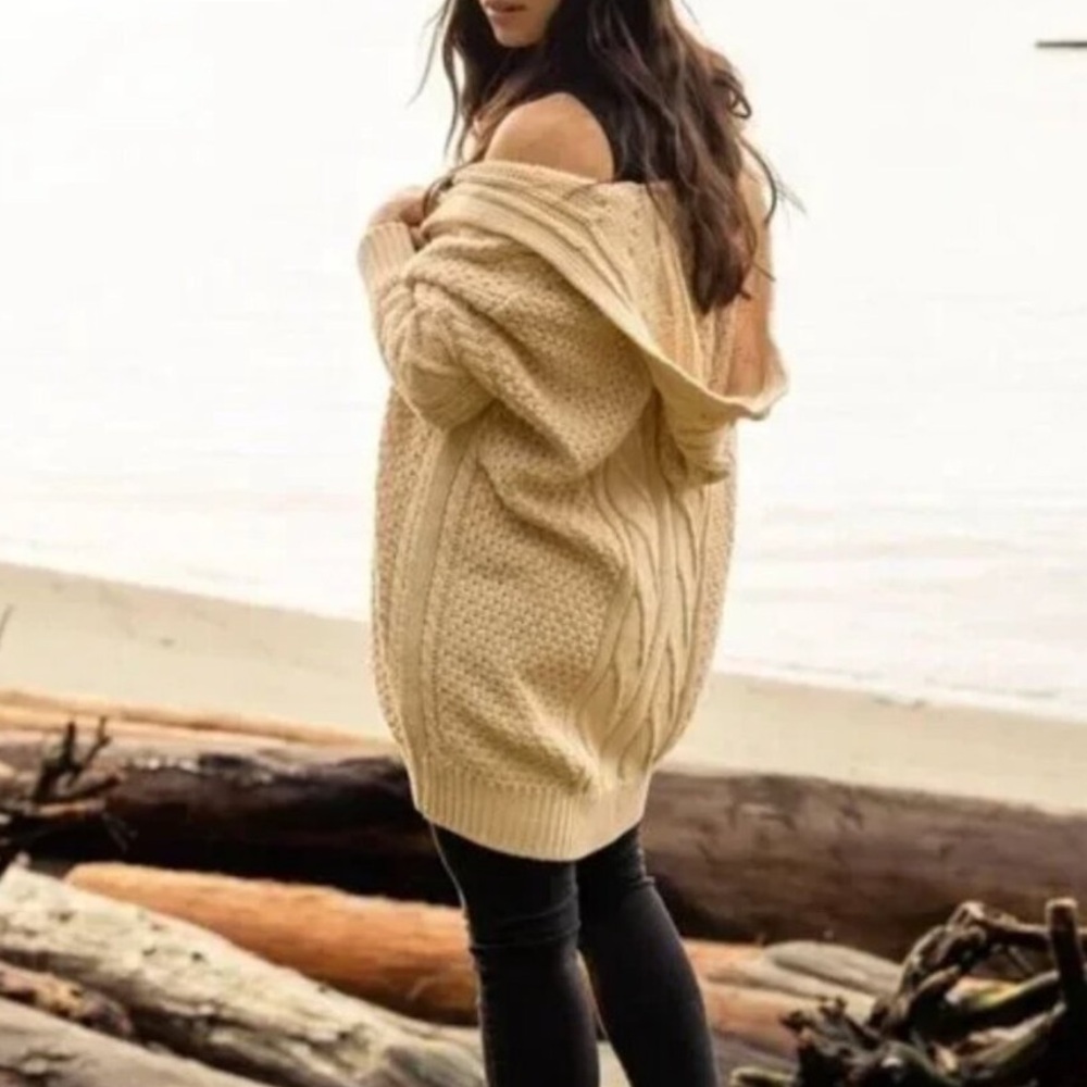 Jackson Rowe Pluto Cable Knit Cardigan Size Medium Cream Colour
